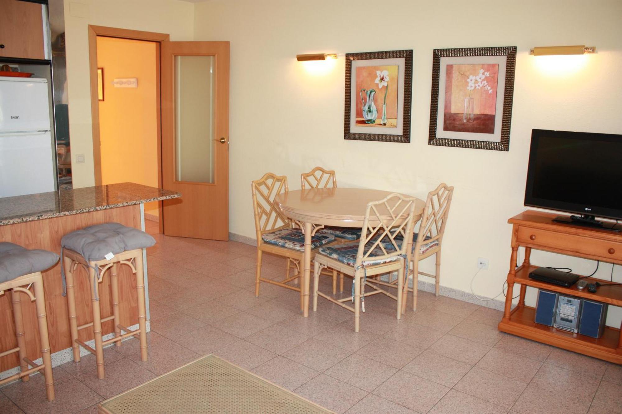 Apartamentos Aventura Салоу Экстерьер фото