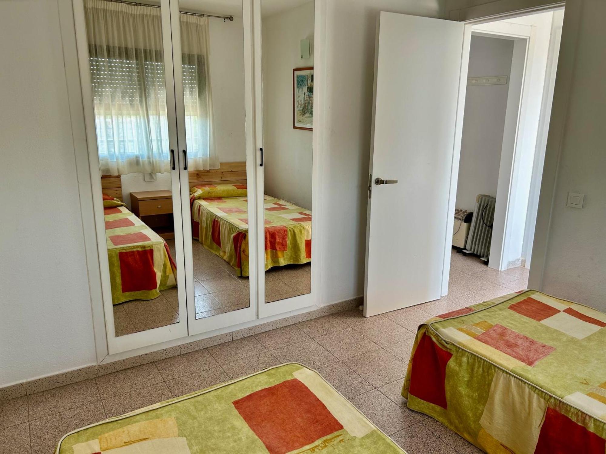Apartamentos Aventura Салоу Экстерьер фото